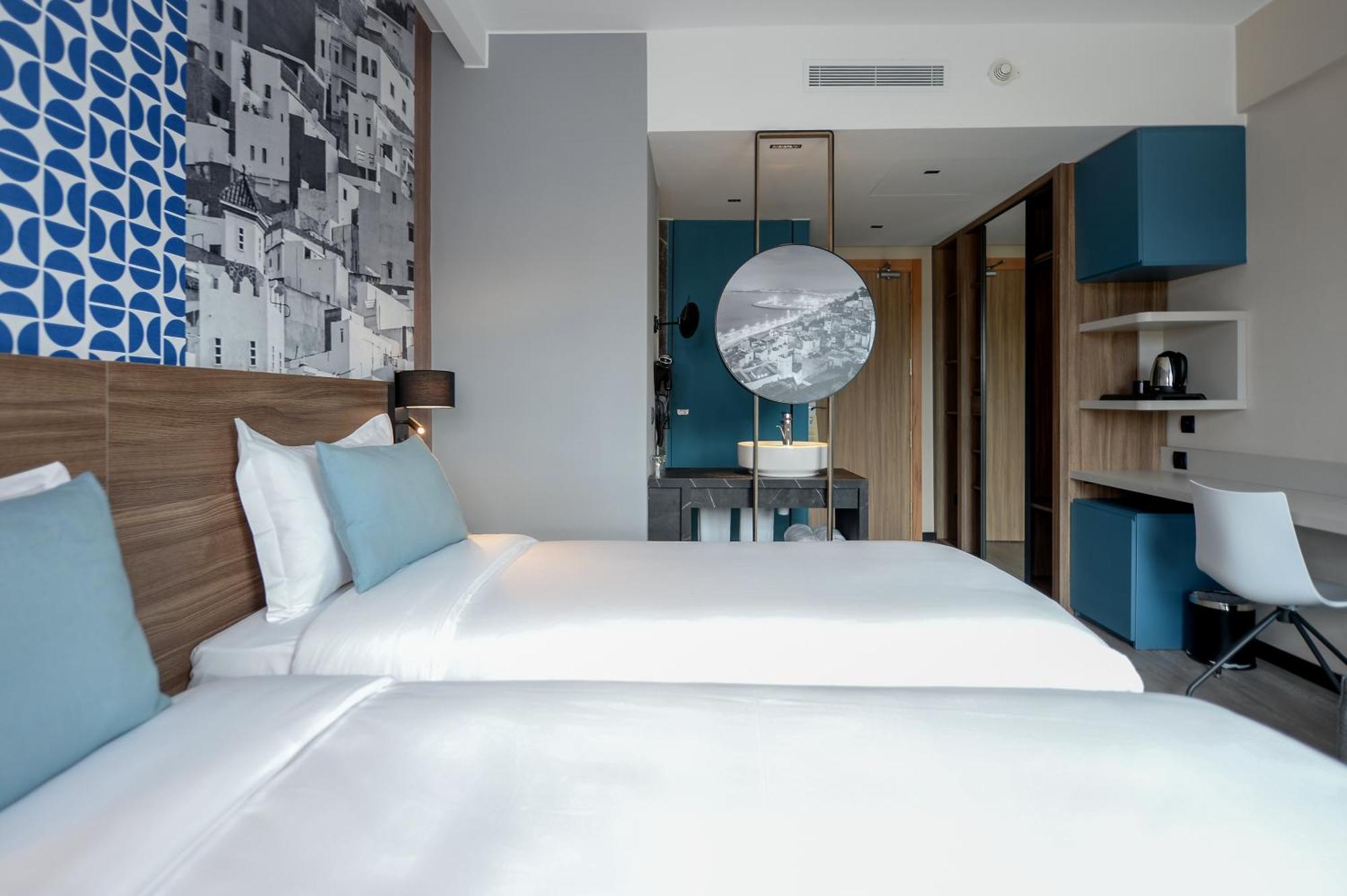 Chambre Supérieure - Vue sur Piscine